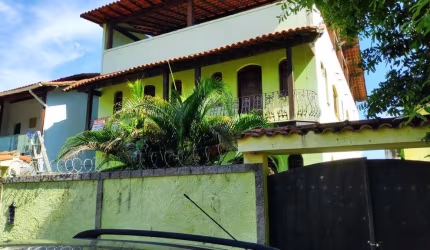 Casa para Venda em Itaboraí, Centro, 10 dormitórios, 5 suítes, 7 banheiros, 9 vagas