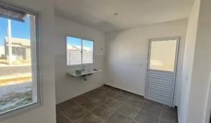 Casa em Condomínio para Locação em Itaboraí, Caluge, 2 dormitórios, 1 suíte, 2 banheiros, 1 vaga
