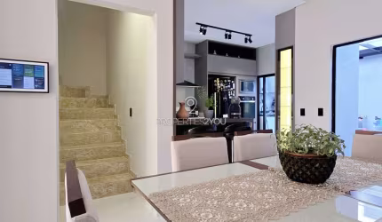 Casa com 4 quartos à venda na Rua General Severiano da Fonseca, Uberaba, Curitiba, 248 m2 por R$ 1.090.000