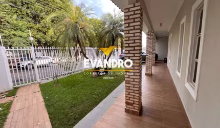 Casa para Venda em Cuiabá, Jardim Universitário, 4 dormitórios, 2 suítes, 3 banheiros, 2 vagas