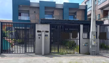 Sobrado à venda no bairro Floresta - Joinville/SC