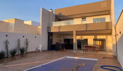 Casa com 4 quartos à venda no Shopping Park, Uberlândia  por R$ 1.099.000