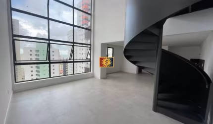 Apartamento Para Vender com 03 quartos 03 suítes no bairro Tambaú em João Pessoa