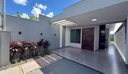 Excelente casa no Bairro Figueiras do Parque.