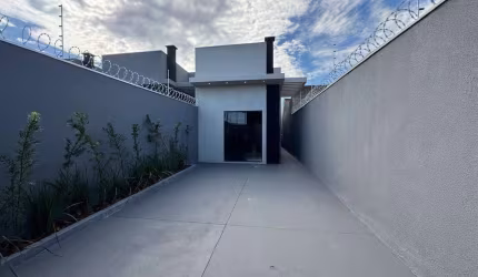 Casa Nova com suíte e gourmet no Bairro Leblon.