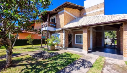 Casa em condomínio fechado com 3 quartos para alugar no Morro das Pedras, Florianópolis  por R$ 15.000