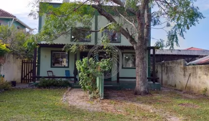 Casa com 2 quartos à venda no Rio Tavares, Florianópolis  por R$ 1.200.000