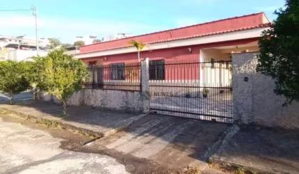Casa com 3 dormitórios à venda, 128 m² por R$ 430.000 - Parque Independência III - Juiz de Fora/MG