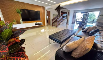 Casa com 4 dormitórios à venda, 300 m² por R$ 1.290.000 - Alto dos Pinheiros - Juiz de Fora/MG