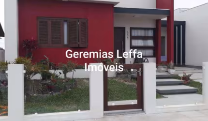 Casa 03 Dorm à venda no Bairro Bella Torres com 190 m² de área privativa - 1 vaga de garagem
