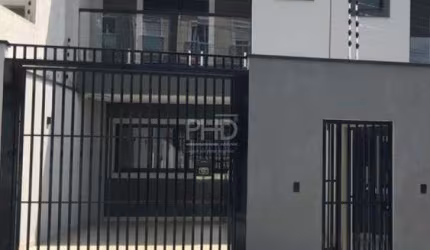 Sobrado à venda, 3 quartos, 3 suítes, 2 vagas, Vila Eldizia - Santo André/SP