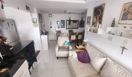 Excelente apartamento 2 quartos, sendo uma suíte, com vaga de garagem, em CONDOMÍNIO COM INFRAESTRUTURA COMPLETA