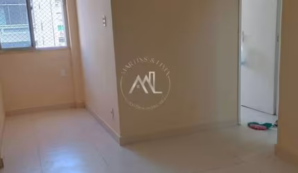 Excelente Quarto e Sala em Copacabana