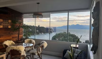 Apartamento à venda no bairro Bom Abrigo - Florianópolis/SC