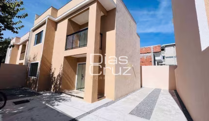 Casa com 3 quartos à venda, 110 m² por R$ 750.000 - Costazul - Rio das Ostras/RJ