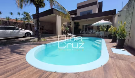Linda casa no Recreio em Rio das Ostras, 4 quartos e piscina!