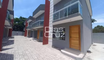 Casa com 3 quartos em um dos melhores bairros da cidade  à vend  - Extensão do Bosque - Rio das Ostras/RJ