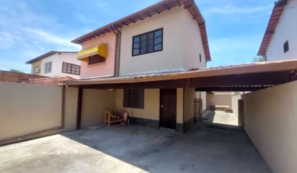 Casa com 2 quartos à venda, 96 m² por R$ 340.000 - Chácara Mariléa - Rio das Ostras/RJ