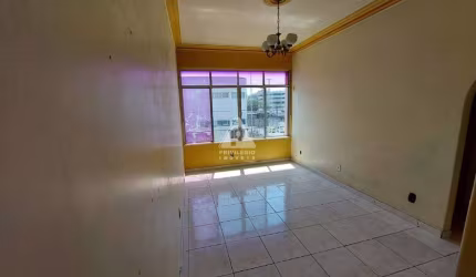 Apartamento original à venda, 2 quartos, 1 vaga, Maracanã - RJ