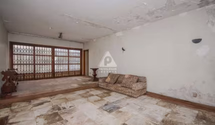 Casa de rua à venda, 3 quartos, 1 suíte, Recreio dos Bandeirantes - RIO DE JANEIRO/RJ