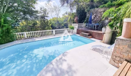 Casa triplex à venda! 6 quartos, 3 vagas, piscina, vista Cristo - Gávea - Rio de Janeiro