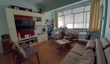 Catete! Apartamento, sala, varanda, 2 quartos, 1 suite, 77m²