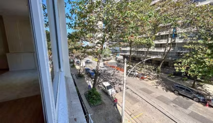 Privilégio Imóveis Vende: Apartamento 4 quartos quadra da praia, 240m², 1 vaga