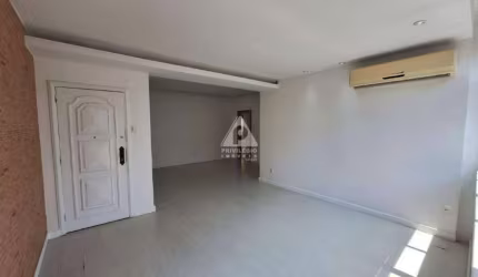 Apartamento à venda, 3 quartos, 1 suíte, 1 vaga, Laranjeiras - RIO DE JANEIRO/RJ