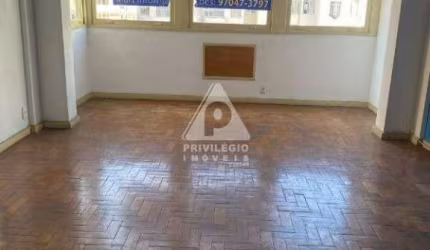 Apartamento à venda, 4 quartos, 1 suíte, Centro - RIO DE JANEIRO/RJ