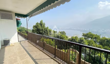 Apartamento à venda na Lagoa, 3 quartos, 2 suítes, varanda, 2 vagas de garagem e infraestrutura completa.