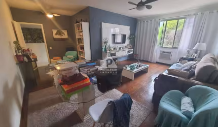 Apartamento 4 quartos com dependencia ao lado da praça Edmundo Rego