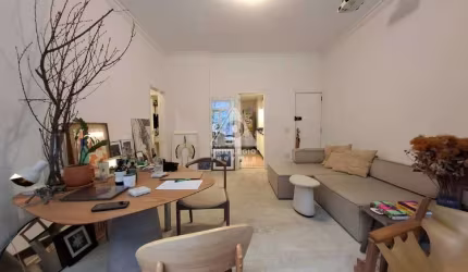 Apartamento com 2 quartos na Lagoa Virado pra Natureza Sala grande em 2 ambientes 3 banheiros Armários em todos os cômodos À venda na Privilégio.
