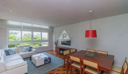 Apartamento 3 Quartos com Suíte Quadra da Praia com Vaga de Garagem