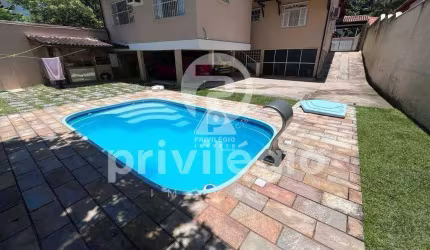Casa linear com 4 quartos 4 Suítes 3 Vagas Recreio dos Bandeirantes
