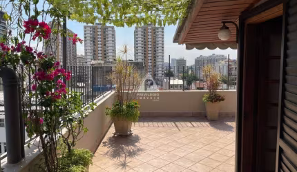 COBERTURA DUPLEX IMPERDÍVEL! 03 QUARTOS!! Oportunidade Única na Tijuca!!!