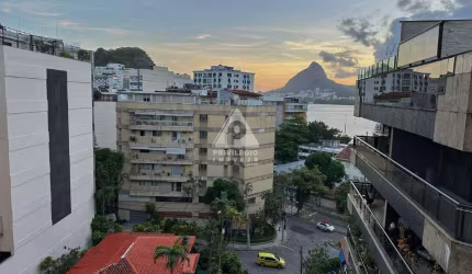 Cobertura Duplex Exclusiva na Rua Ferreira de Resende – Vista Panorâmica e Conforto Total