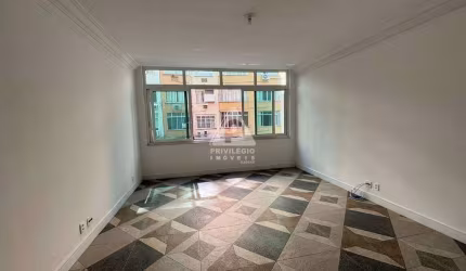2 quartos, 1 vaga, reformado e com vista mar