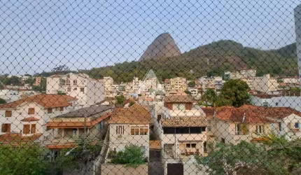 URCA! ACONCHEGANTE COBERTURA 2 QUARTOS COM SUITE