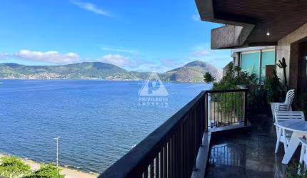 Ingá - Alto padrão com vista mar e 3 vagas