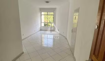 Ótimo apartamento 2 quartos com vaga e portaria 24horas