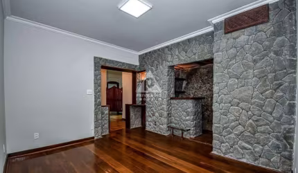 Apartamento 2 quartos, 1 banheiro, lavabo, 61m2 na Praia de Botafogo.