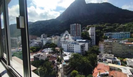 Vende-se apartamento dois quartos com vaga e Vista Cristo na Lagoa