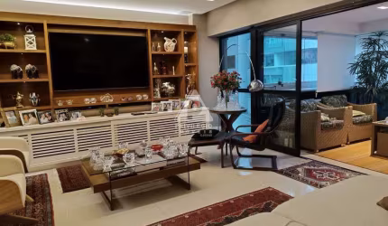 Apartamento à venda com 4 suítes e 2 vagas na Lagoa