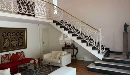 Casa Triplex 450m2, 04 quartos - Gávea RJ