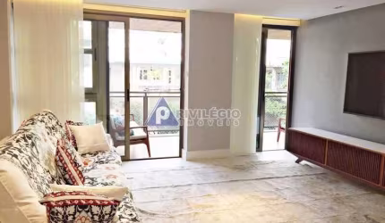 Apartamento 3 quartos, 2 vagas, Flamengo, reformado