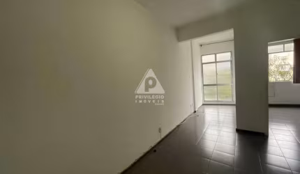 Apartamento sala e quarto à venda em Laranjanjeiras com vista livre