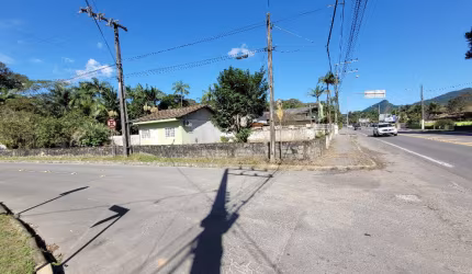Terreno plano com 2.068m² à venda no bairro Rocio Grande em São Francisco do Sul - SC