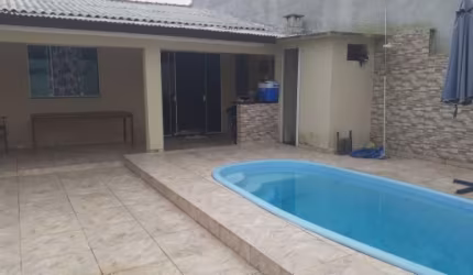 EXCELENTE IMOVEL EM GUARATUBA PIÇARRAS(COM PISCINA)