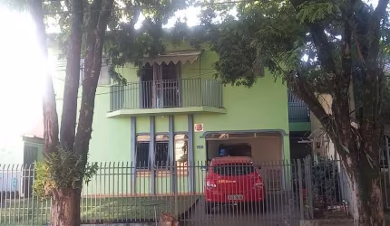 Casa com 4 quartos à venda na Rua Vereador Arlindo Planas, Zona 06, Maringá, 144 m2 por R$ 380.000