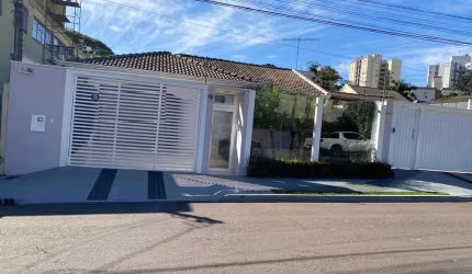 Casa com 3 quartos à venda na Rua das Andorinhas, 76, Jardim Novo Horizonte, Maringá, 280 m2 por R$ 2.600.000